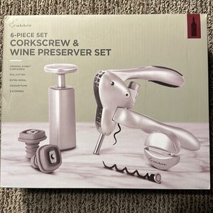 six-piece set includes the striking Original Rabbit Corkscrew wine opener